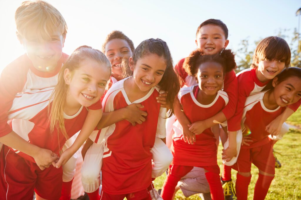 Central Sport - Children soccer team photo.